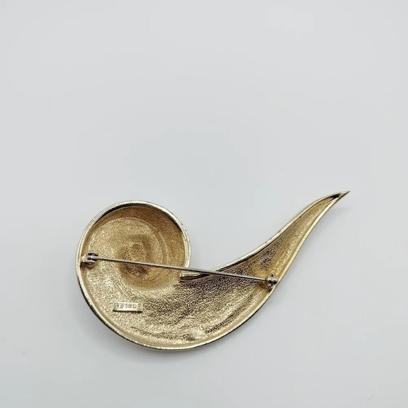 Bobley Gold Tone Swirle Leaf Design Brooch Pin 3.5" - Picture 3 of 5